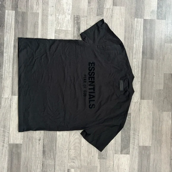 Essentials Classic Black Short Sleeve Tee - Picture 3 of 3